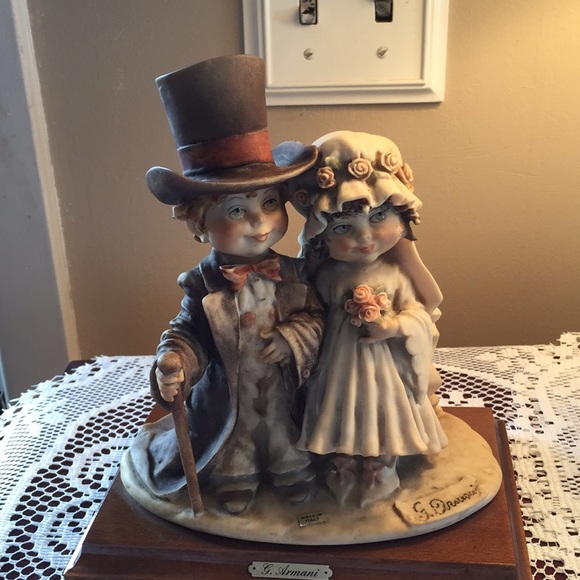 G Armani capodimonte boy and girl statue 🌷🌷🌷🌷 - Picture 4 of 4